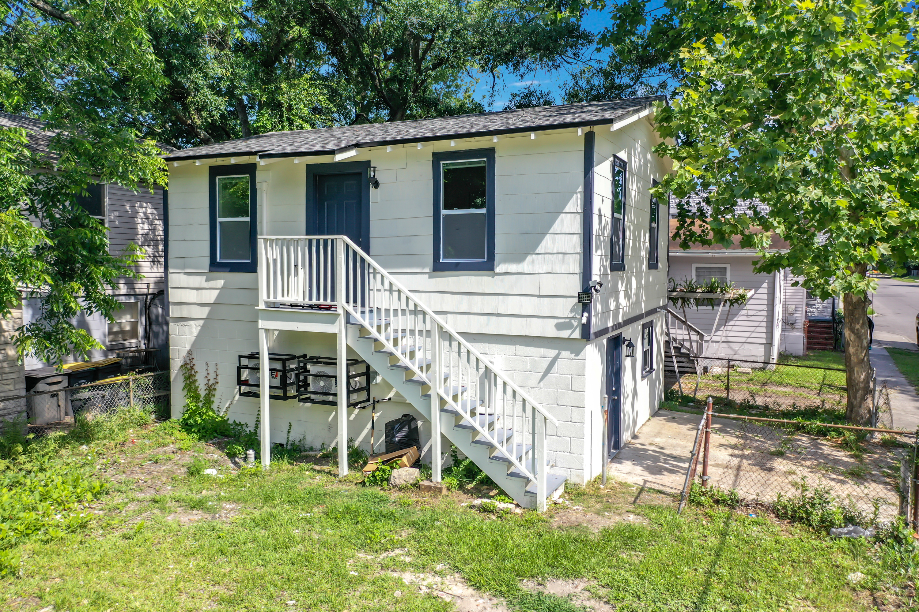844 Tyler Street - 1